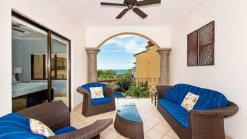 Televisión, oficina