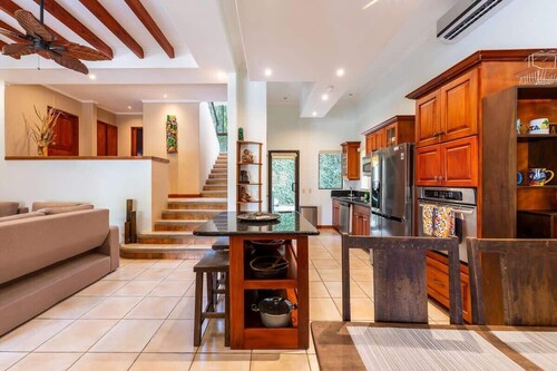 Jade Coast #3- Private 5 Bedroom Villa