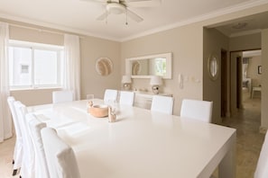 Dining - Beach Residency B6_200Mbps_RoofDeck w/Oceanview_Pool (Bavaro-Punta Cana)