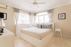 3 bedrooms, iron/ironing board, travel crib, free WiFi - Beach Residency B6_200Mbps_RoofDeck w/Oceanview_Pool (Bavaro-Punta Cana)