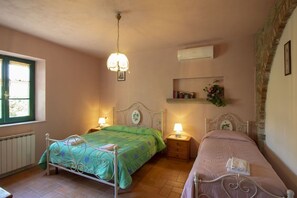 5 Schlafzimmer, kostenloses WLAN, Bettwäsche