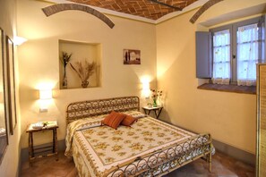 9 Schlafzimmer, Bügeleisen/Bügelbrett, kostenloses WLAN, Bettwäsche