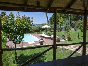 Pool - Wonderful  villa for 4 people with private pool, WIFI, A/C, TV and panoramic view, close to Cort... (La Villa-farneta)