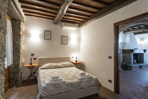 4 Schlafzimmer, Bügeleisen/Bügelbrett, Reisekinderbett, kostenloses WLAN