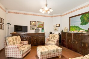 Interior - Villa Reale - Holiday Villa Rental with swimming pool in Assisi, Umbria (Assisi)