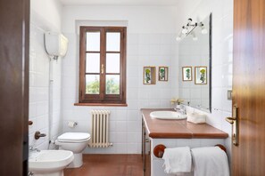 Baignoire, bidet