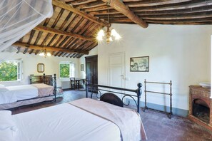 6 Schlafzimmer, Reisekinderbett, kostenloses WLAN, Rollstuhlgeeignet