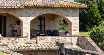 Villa Assisi - Ferienvilla mit pool in Assisi, Umbrien