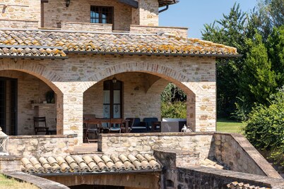 Villa Assisi - Holiday Villa Rental with swimming pool in Assisi, Umbria