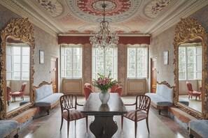 Interior - Wonderful private villa with private pool, A/C, WIFI, TV, patio and panoramic view, close to Lucca (San Concordio Di Moriano)