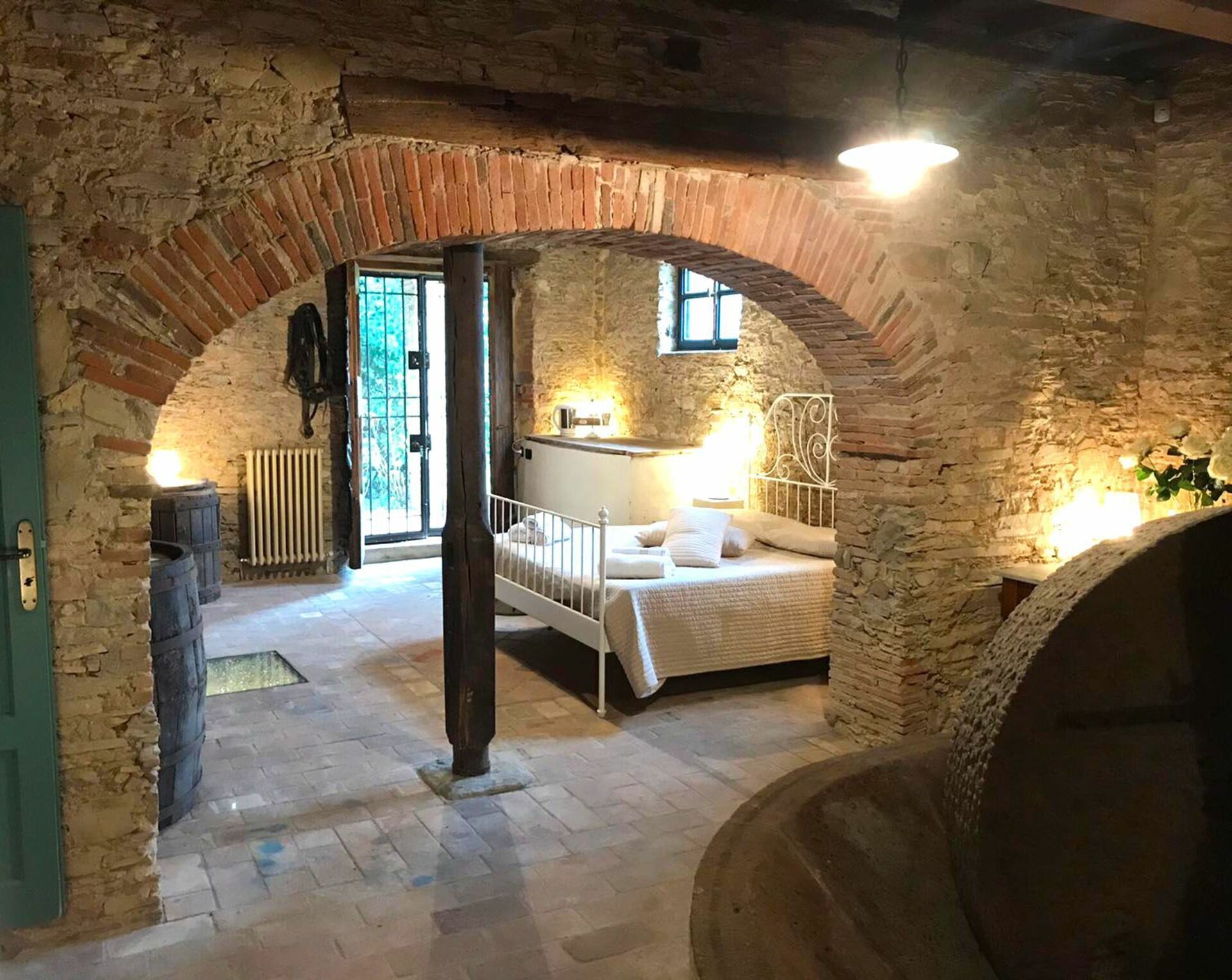 4 bedrooms, iron/ironing board, travel crib, free WiFi