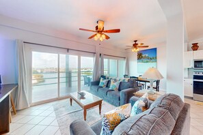 Televisión y reproductor de DVD 