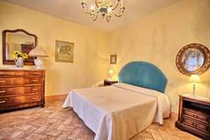 2 Schlafzimmer, Reisekinderbett, kostenloses WLAN