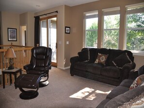 Televisie en een open haard