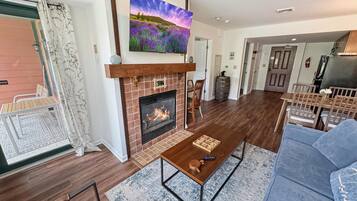 Smart TV, fireplace, foosball, table tennis