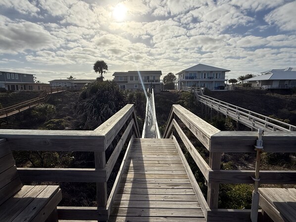 Property grounds - Dune Heights, Ocean Front, Sleeps 10, 4 Bedroom, WiFi, Flat Screens (St Augustine)