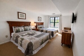 2 bedrooms, desk, iron/ironing board, free WiFi