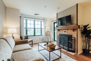 Smart TV, fireplace, table football