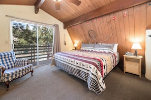 Room - Bear Trap Cabin - 2BR/1BA/Hot Tub (Big Bear City)