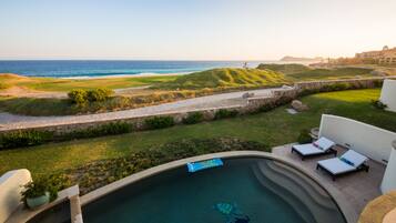 Et oppvarmet basseng