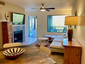 Smart TV, fireplace, DVD player