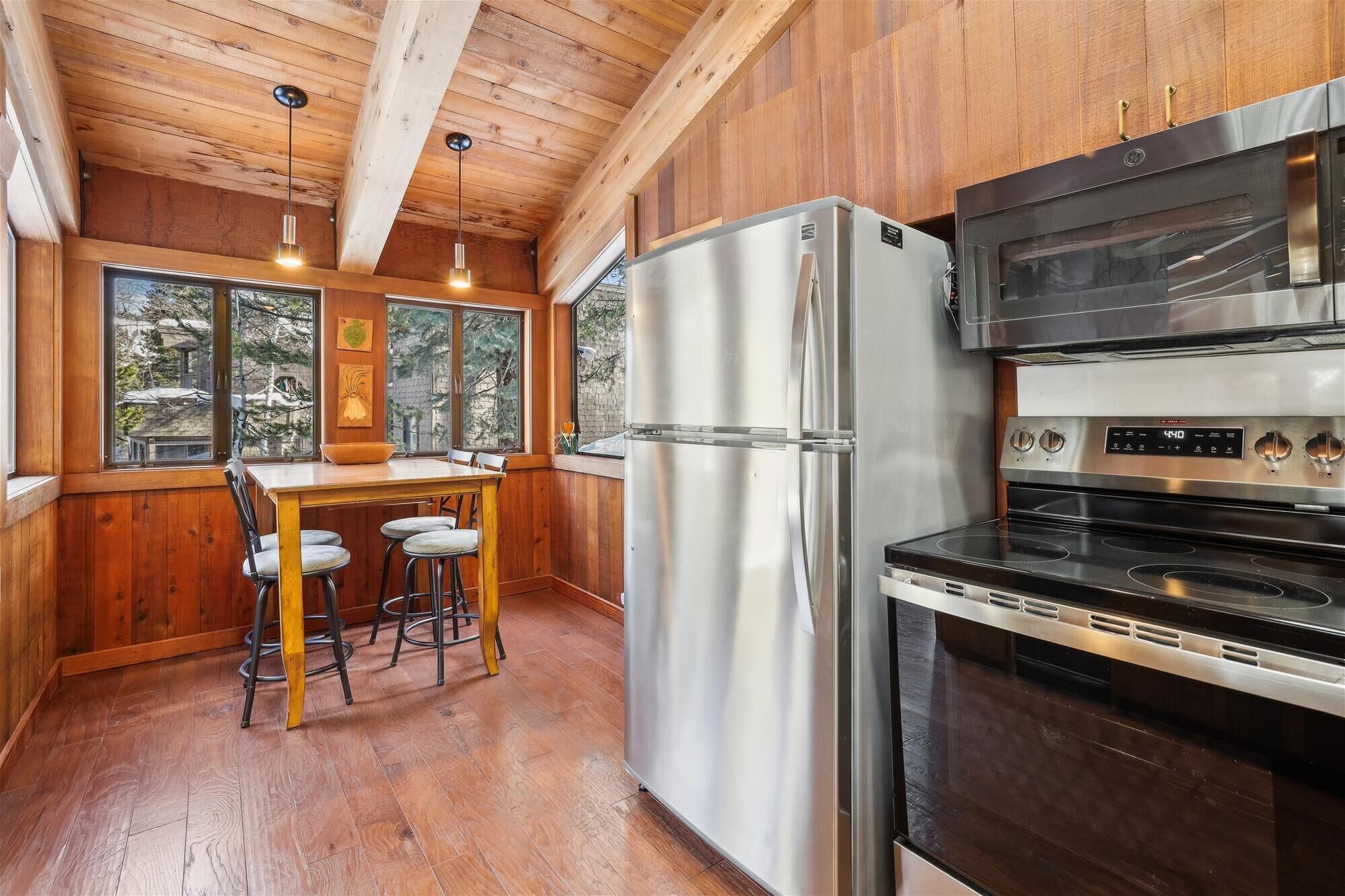 9. Kitchen Bfast nook