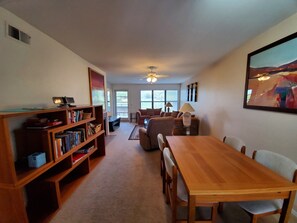 Interior - Comfort, privacy and Fantastic Ventana golf views are awaiting you (Tucson)
