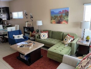 Smart TV, DVD player, video library - This vibrant condo is sure to make your Tucson stay memorable! Inside and Out (Tucson)