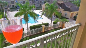 Property grounds - Elegant Condo w/Pool View Balcony Resort Pool & Gym. Near Disney/Shops (Davenport)