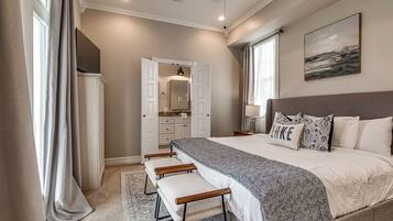 3 chambres, fer et planche Ă repasser, Wi-Fi, draps fournis