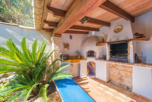 CALVARI - Chalet with terrace in Pollença. Free WiFi
