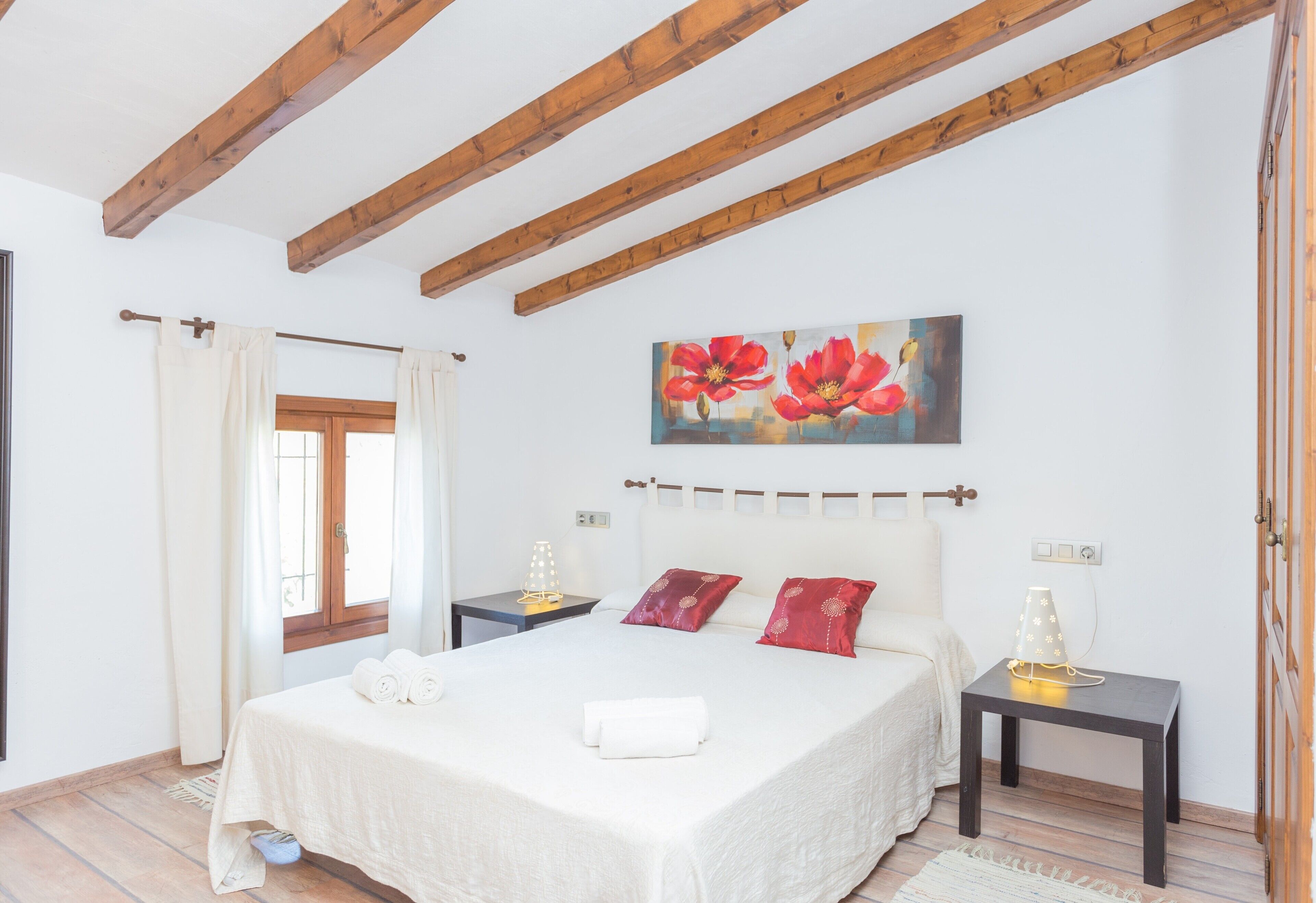 3 habitaciones, tabla de planchar con plancha y wifi gratis 