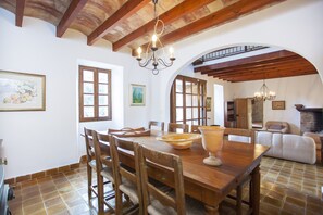 Dining - CAN GUILLO - Villa with private pool in Pollensa. Free WiFi (Pollensa / Pollença)