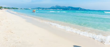 Vlak bij het strand