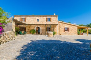 Exterior - SA MATA GROSSA - Wonderful stone house with great BBQ area and private pool Free WiFi (Campanet)