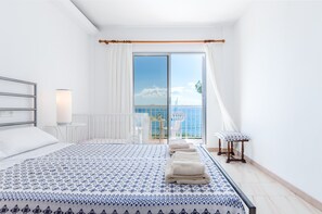 4 camere, ferro/asse da stiro, Wi-Fi gratuito, lenzuola