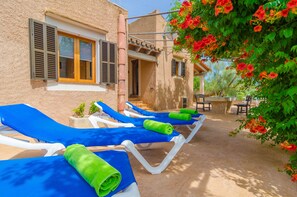 Terrace/patio - CAS GENERAL - Chalet with terrace in Porto Petro. Free WiFi (Barca Trencada)