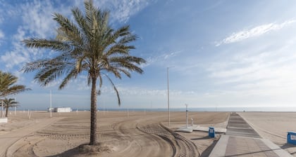 ORENETA - Airy and cosy apartment with coquettish terrace near the beach.