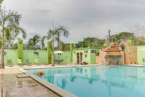 Pool - Charming Home w/ Central AC, Shared Pool, & Garden - Day Trip Opportunities (San Ignacio)