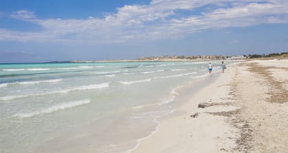 CAN PARRITA - Ferienhaus mit Terrasse in s'Estanyol de MItjorn.