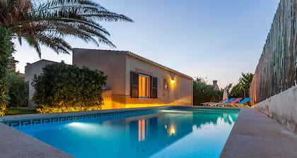 VILLA DIVINA - Ferienhaus mit privaten Pool in Betlem. WiFi gratis
