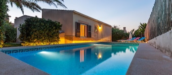 VILLA DIVINA - Villa with private pool in Betlem. Free WiFi