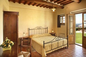 11 soveværelser, strygejern/strygebræt, weekendseng, gratis Wi-Fi