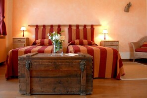 4 多间卧室、旅行婴儿床、免费 WiFi