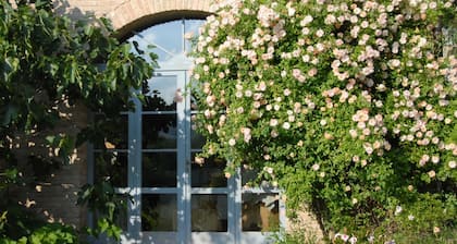 Villa Velleia Romana 4 makuuhuonetta nukkuu 13