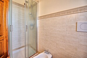 Doccia, bidet