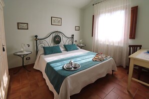 3 bedrooms, travel crib, free WiFi - Centoia - Villa with private pool (Pietraia)