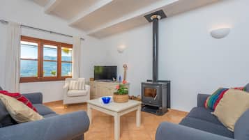 TV, music library, stereo