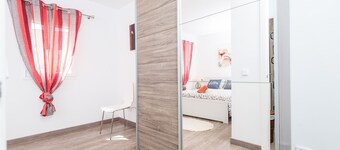 QUINZE GERMANS - Chalet with terrace in Port d'Andratx. Free WiFi