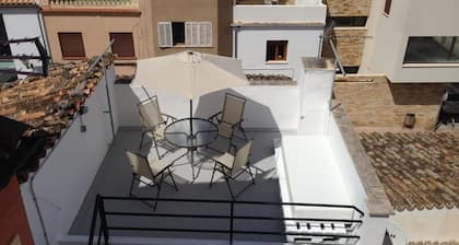 QUINZE GERMANS - Ferienhaus mit Terrasse in Port d'Andratx. WiFi gratis